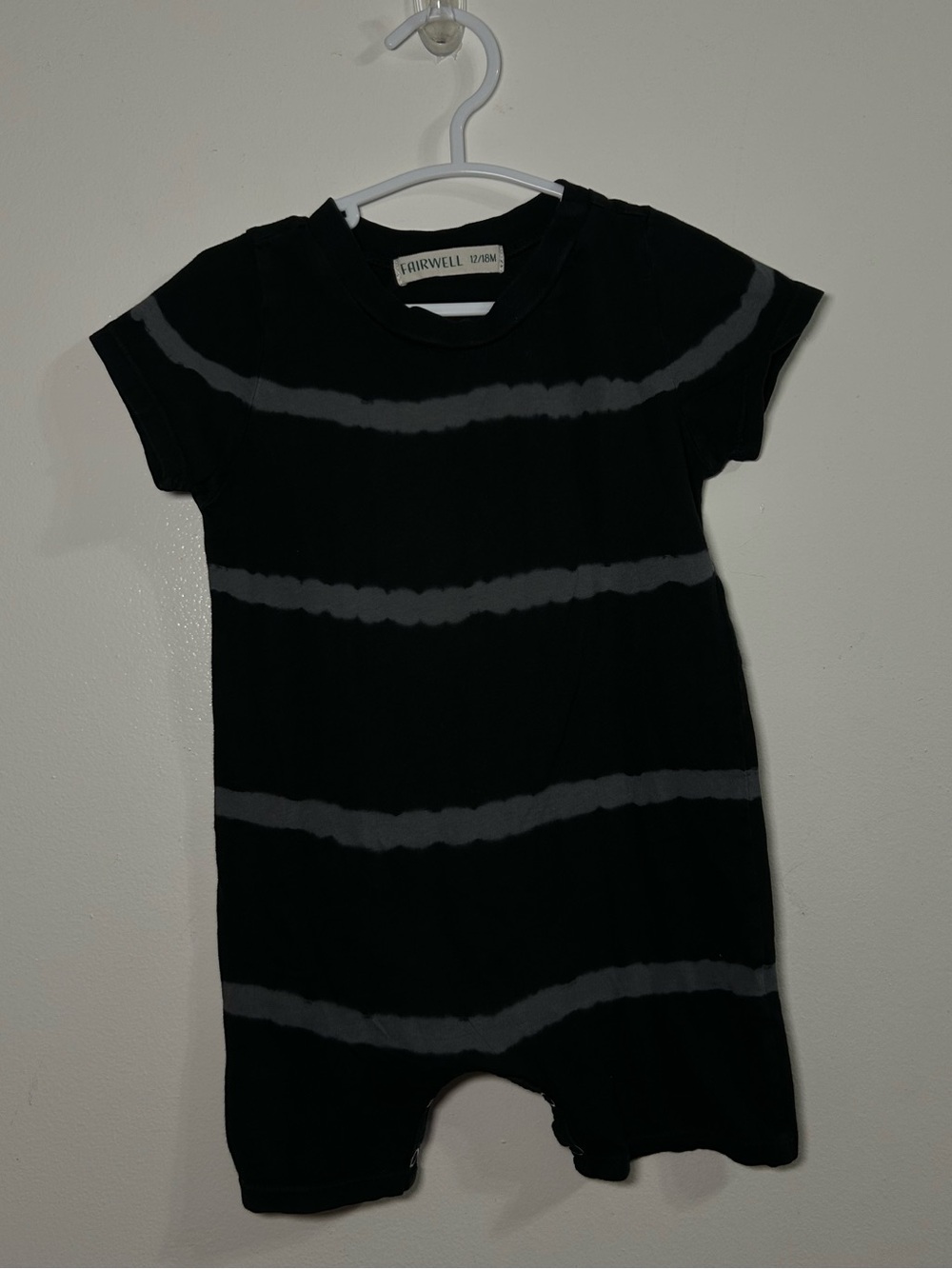 Fairwell Black & Gray Baby Romper
